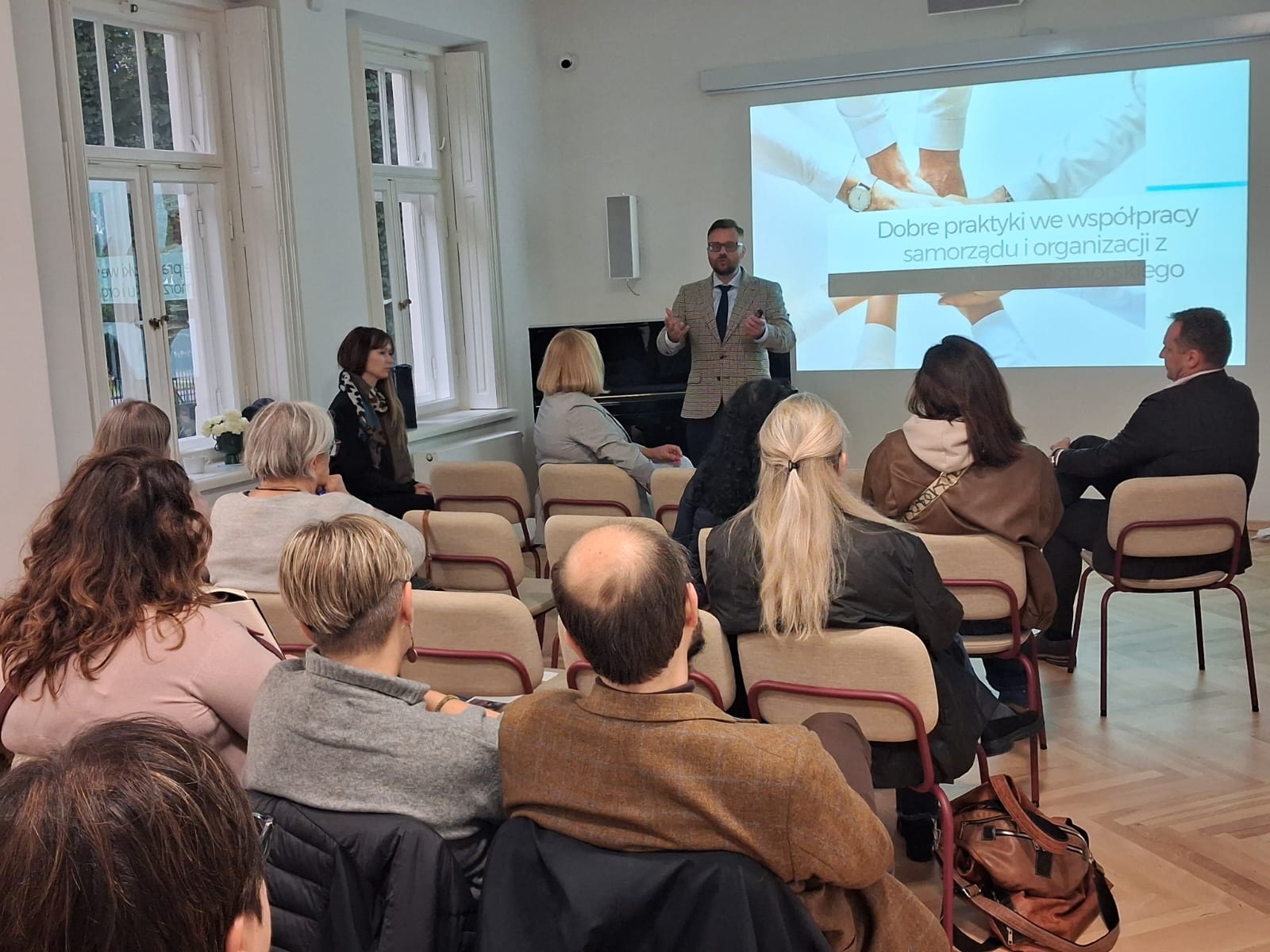 spotkanie z&nbsp;organizacjami pozarządowymi w&nbsp;willi Waleria